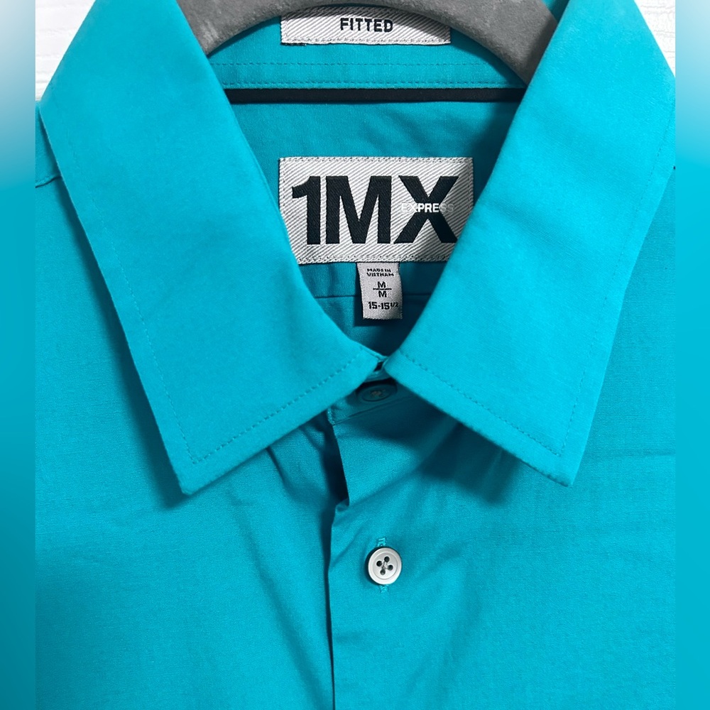 Express 1MX Button Down